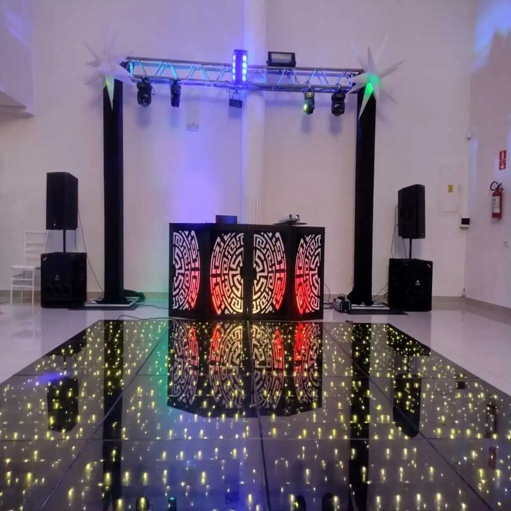 Estrutura de som, iluminação e pista de led